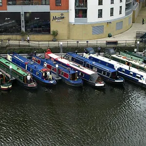 Leeds Apartment